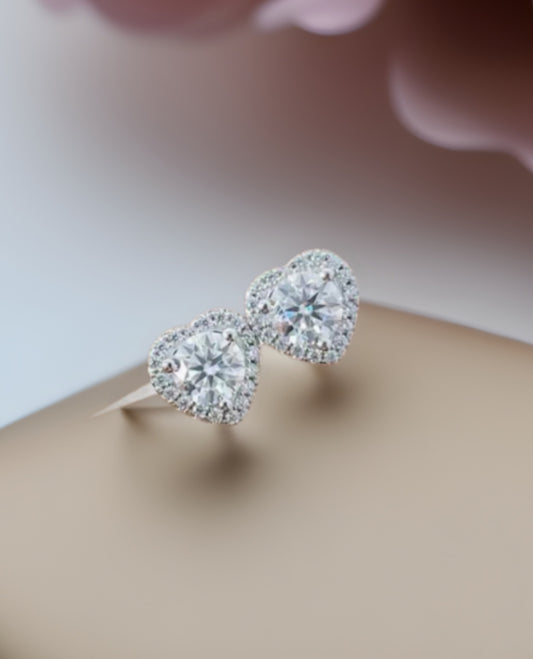 Spot S925 Sterling Silver Love Mossan Earrings For Women Simple Micro-Inlaid Heart-Shaped Earrings Ins Style Earrings Internet Celebrity Trend