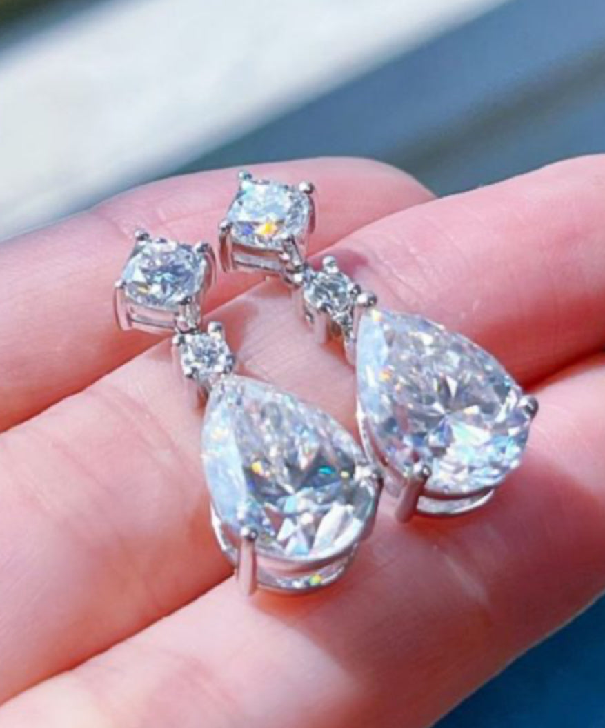 Water Drop Moissanzircon Earrings For Women’S Dance Party Simple Earrings European And American Commuting Earrings Fashion Trend Ins Style